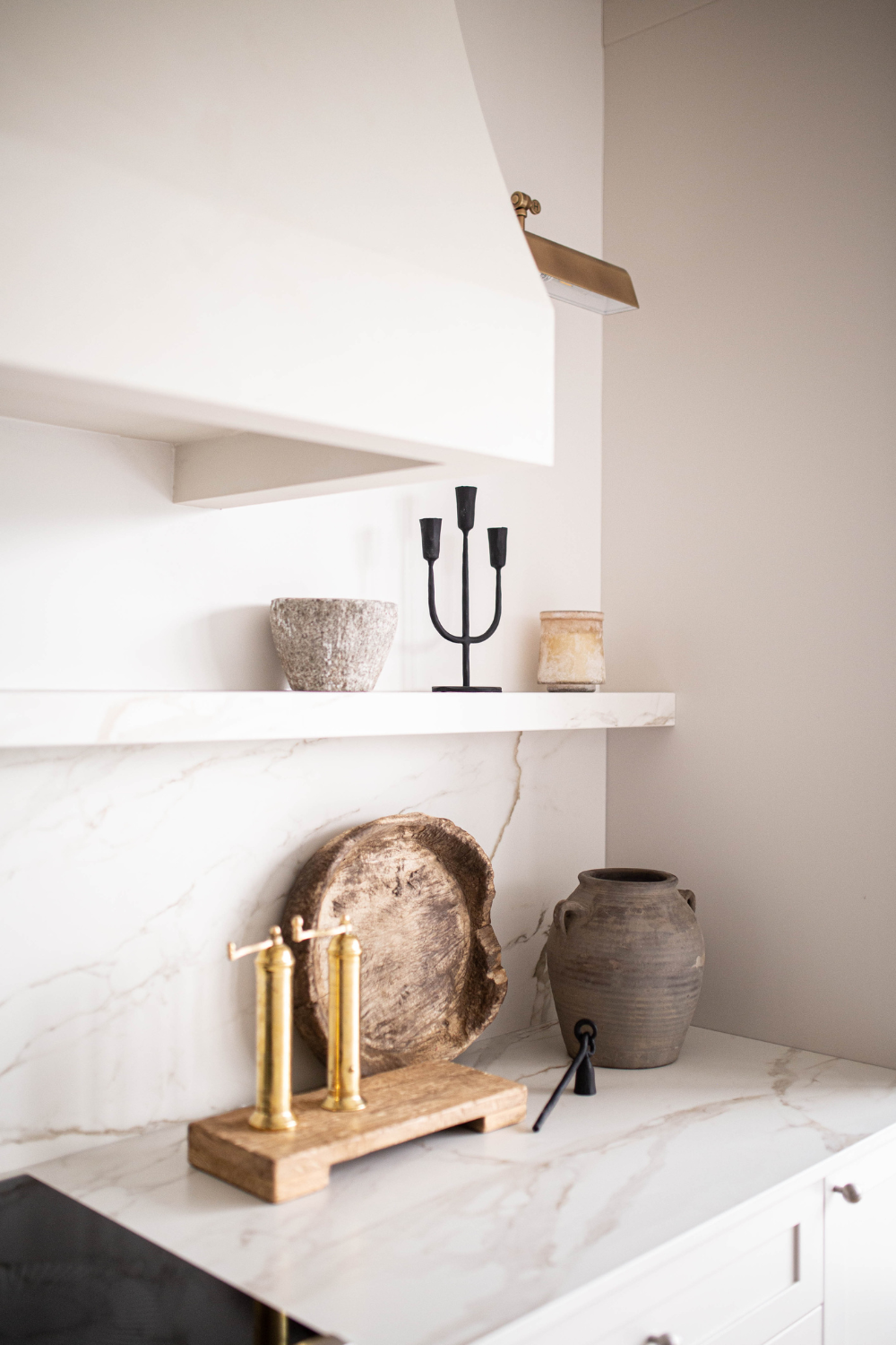 Trivet Riser Solid Elm Wood: Elm Wood