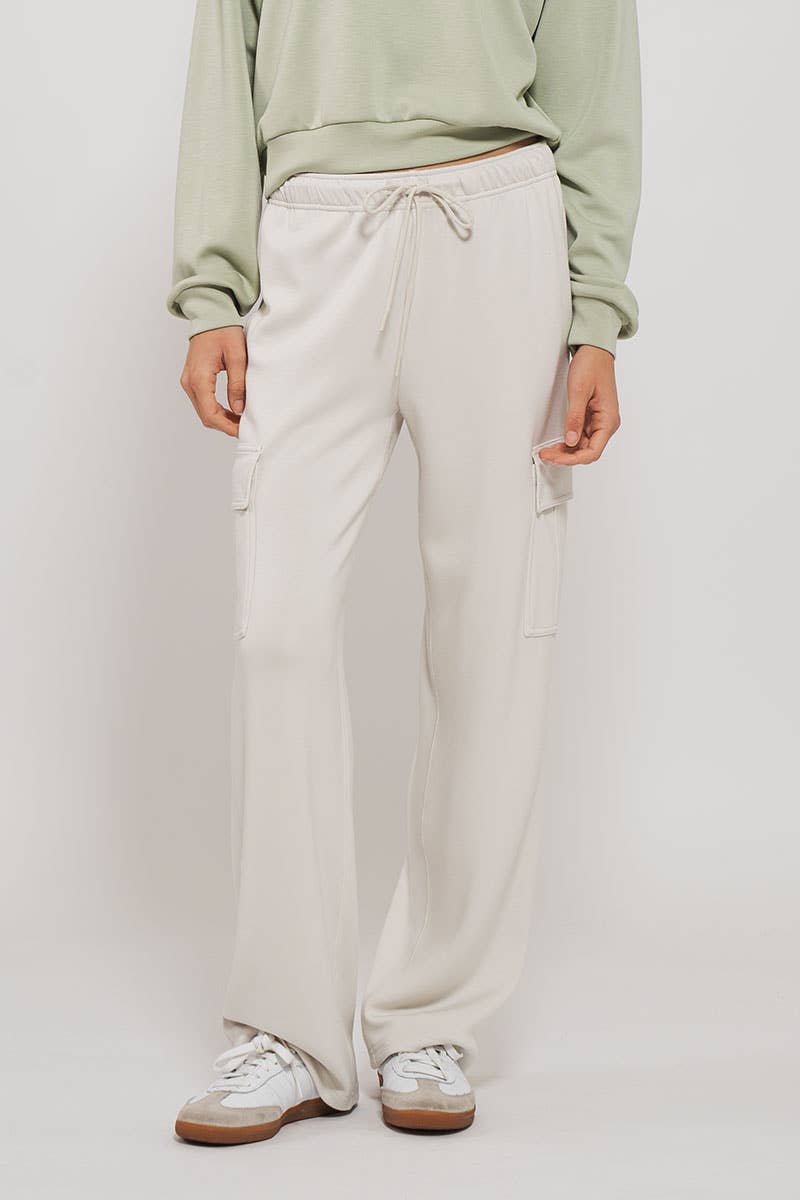 Relaxed Fit Cargo Sweatpants: CHALK