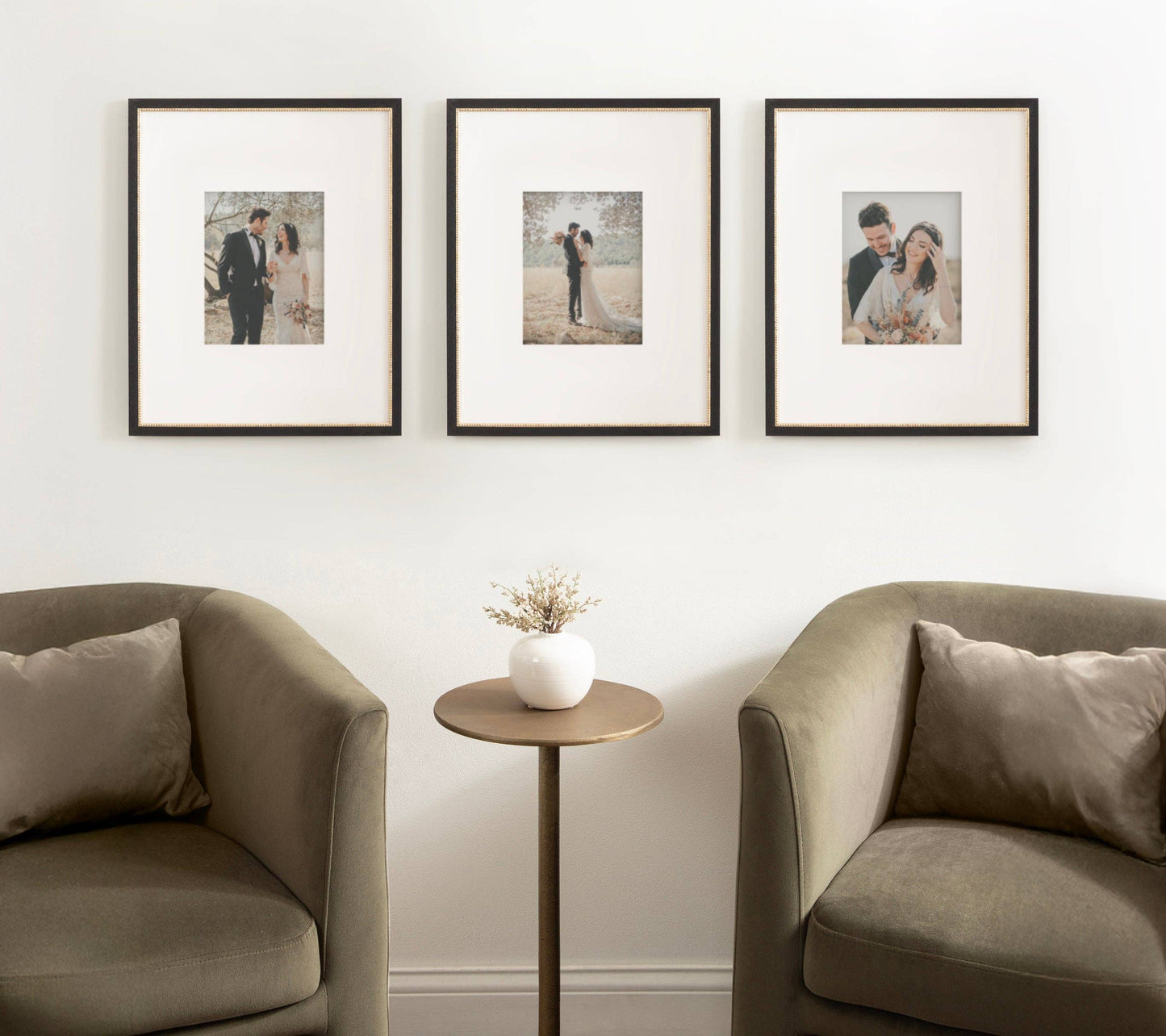 Kate and Laurel - Wilbanks Picture Frame Set: 18x18 matted to 8x8