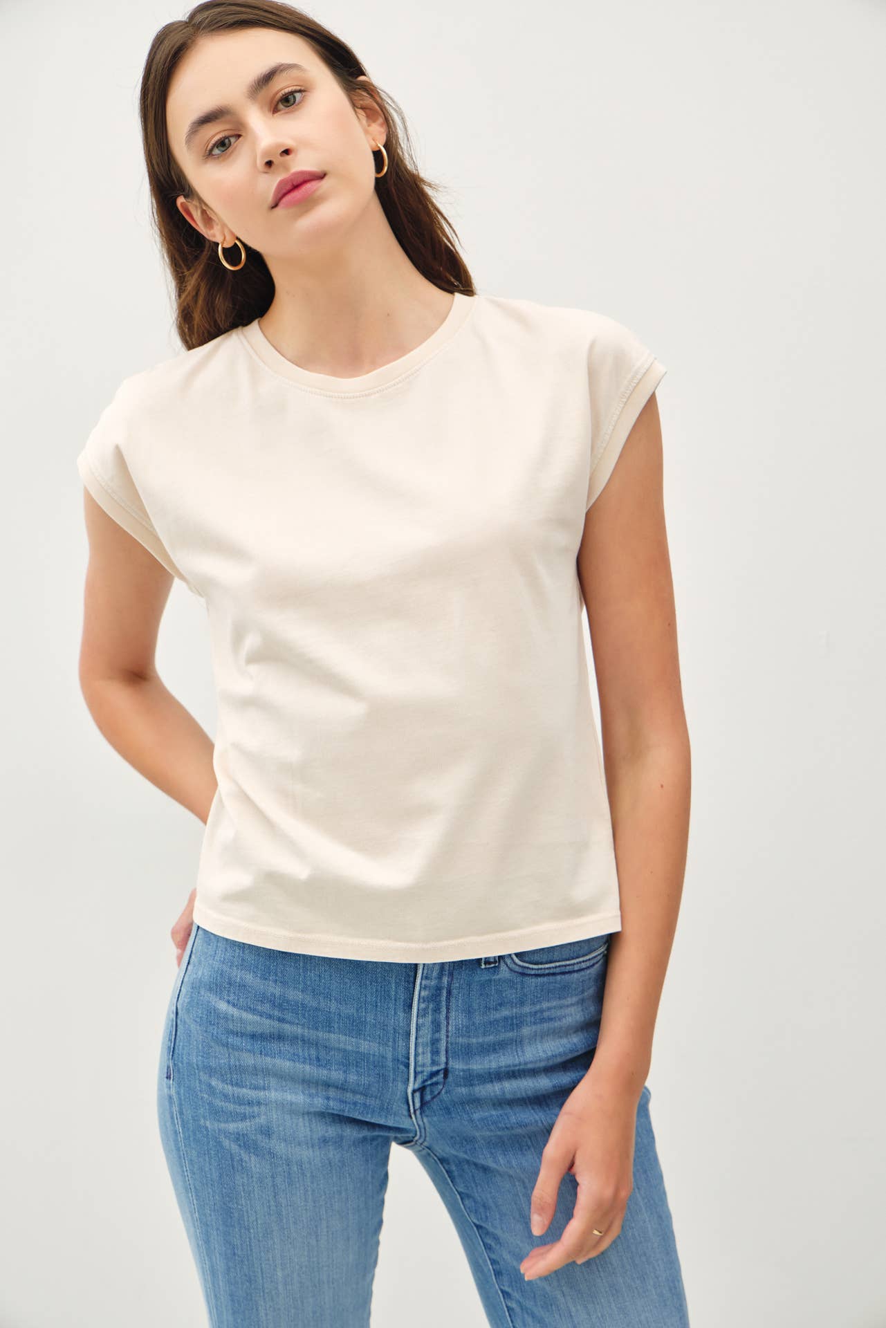 Basic Acid Washed Capped Sleeve Tee: GREY