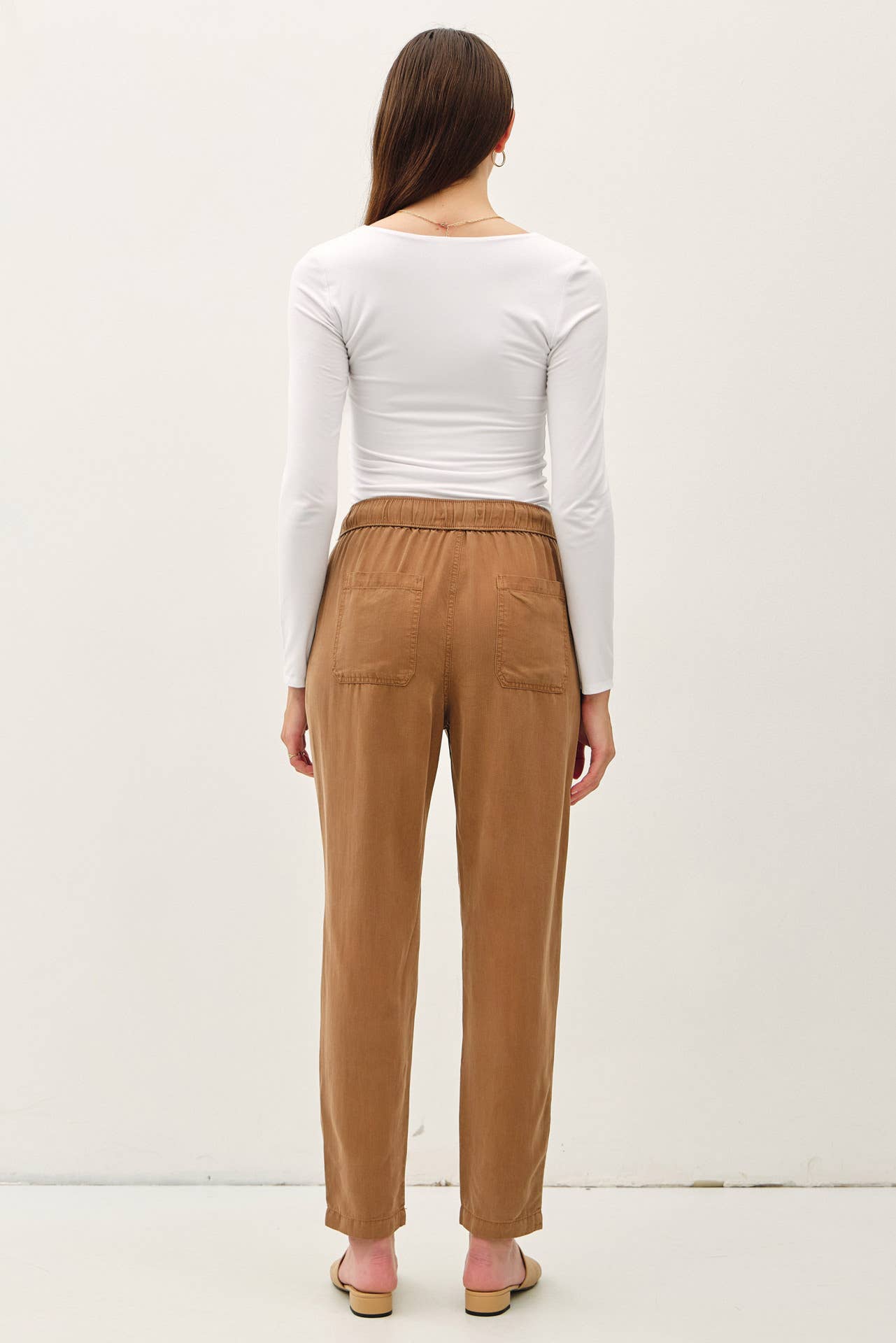 Tencel Taperd Pants: VINTAGE BLACK