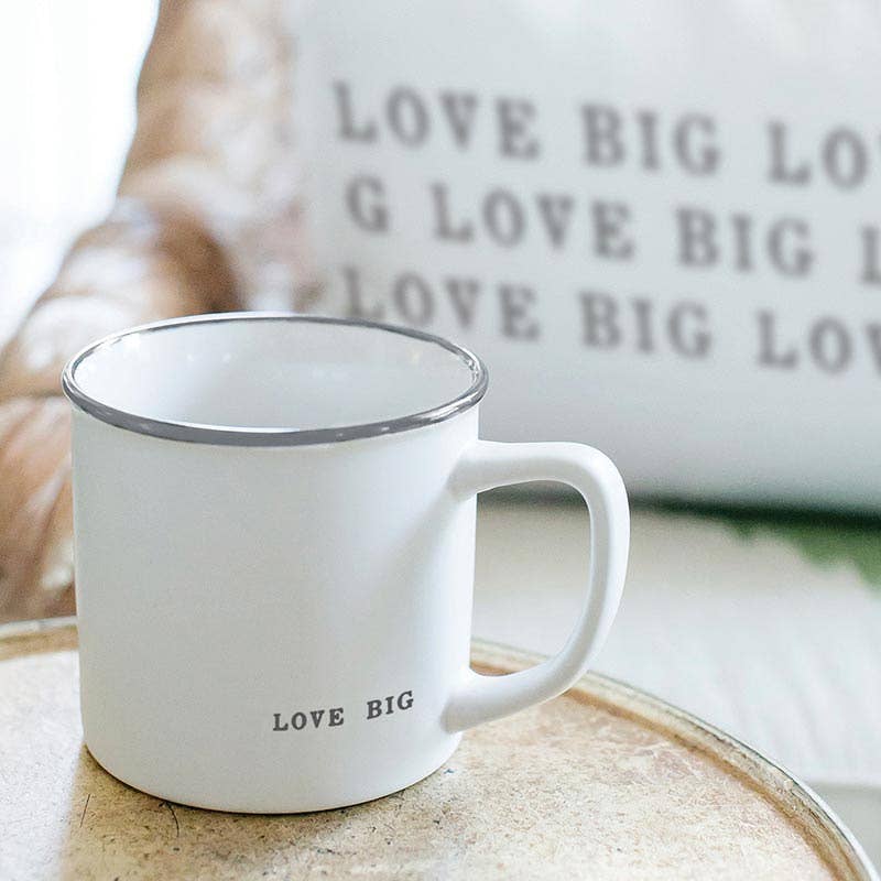 Mug: Love Big