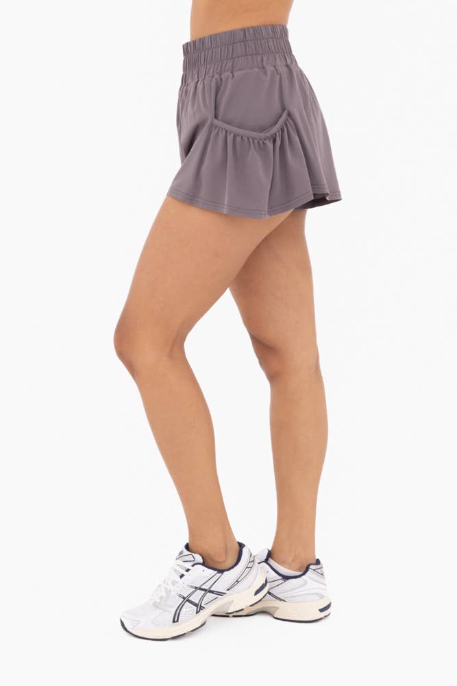 Chic Breeze Shorts: JAVA