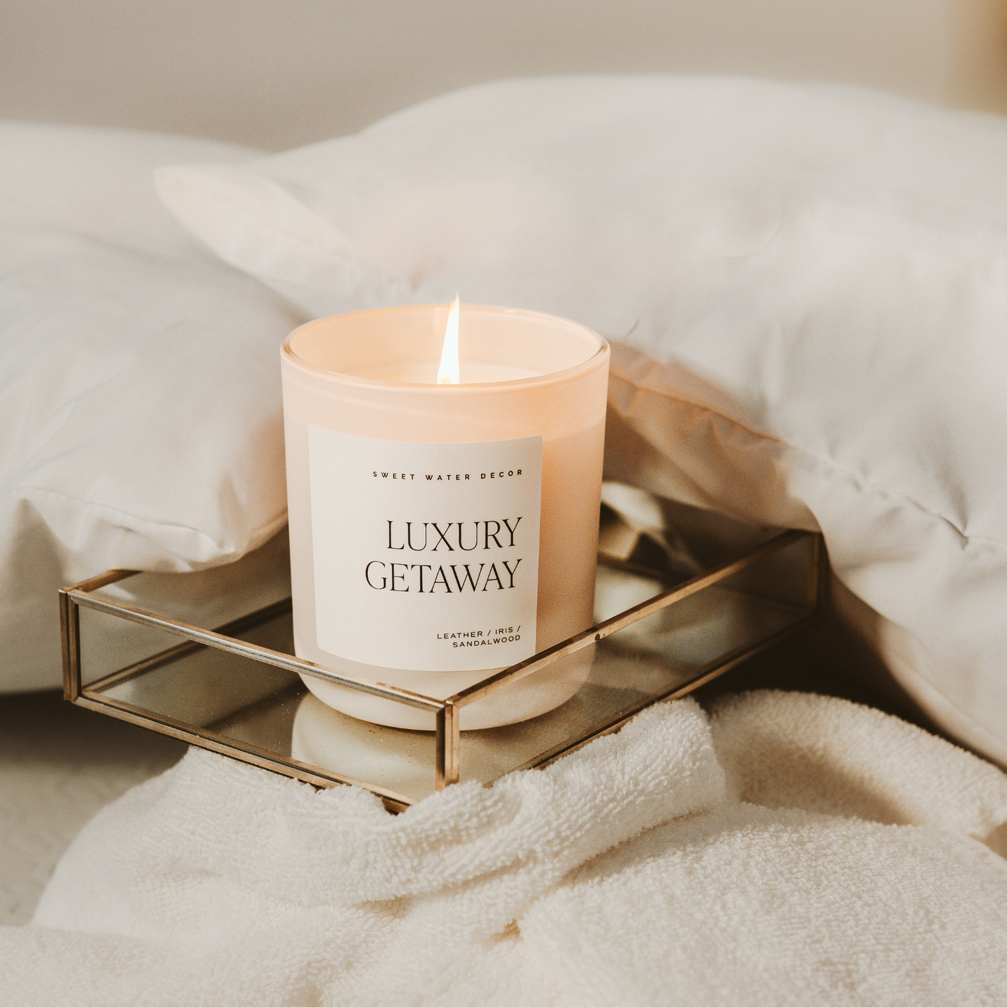 Candle: Luxury Getaway 15 oz Soy Candle, Matte Jar