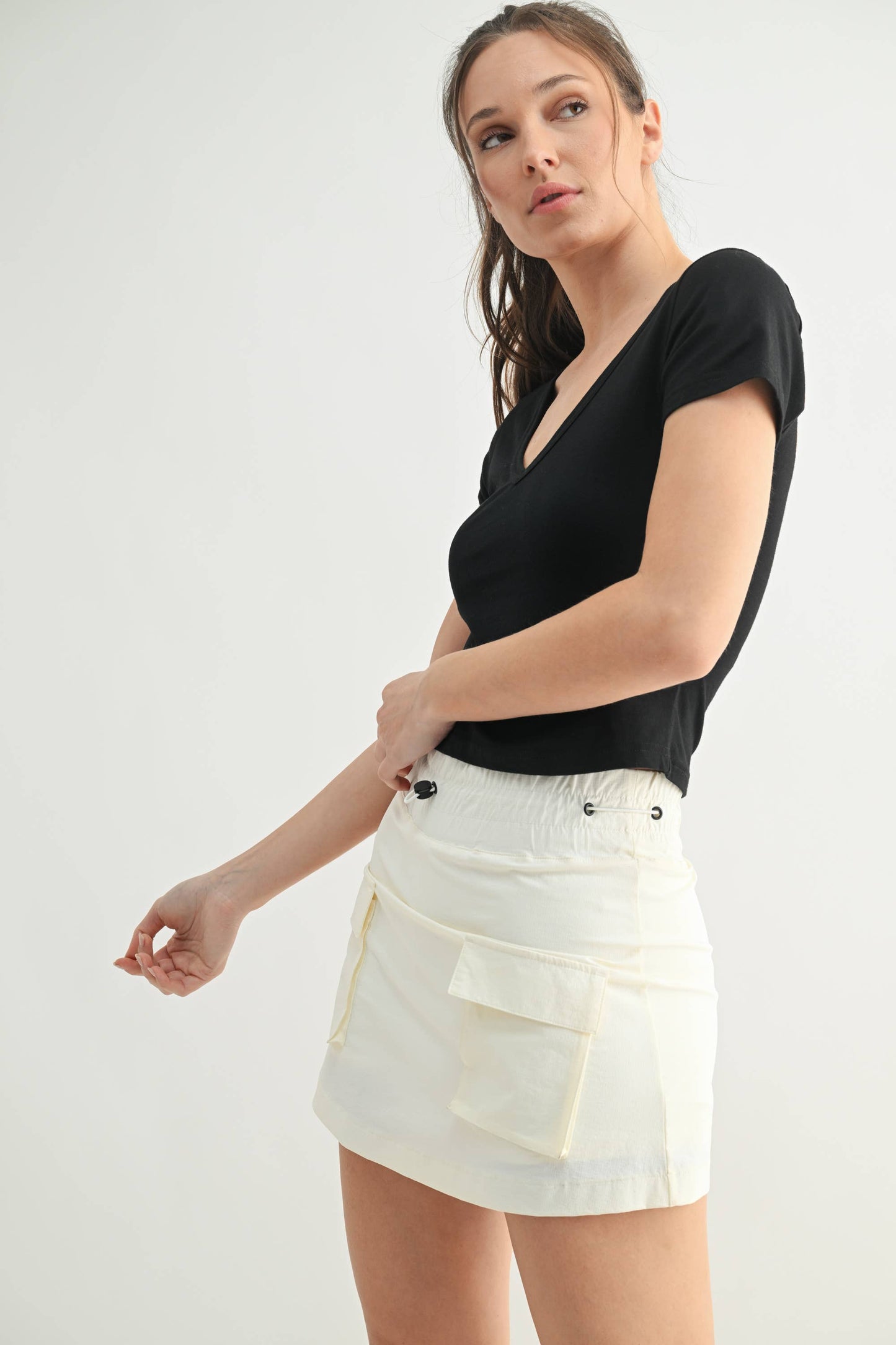 Organic Cotton Fit V-Neck Short Sleeve Shirt: WHITE