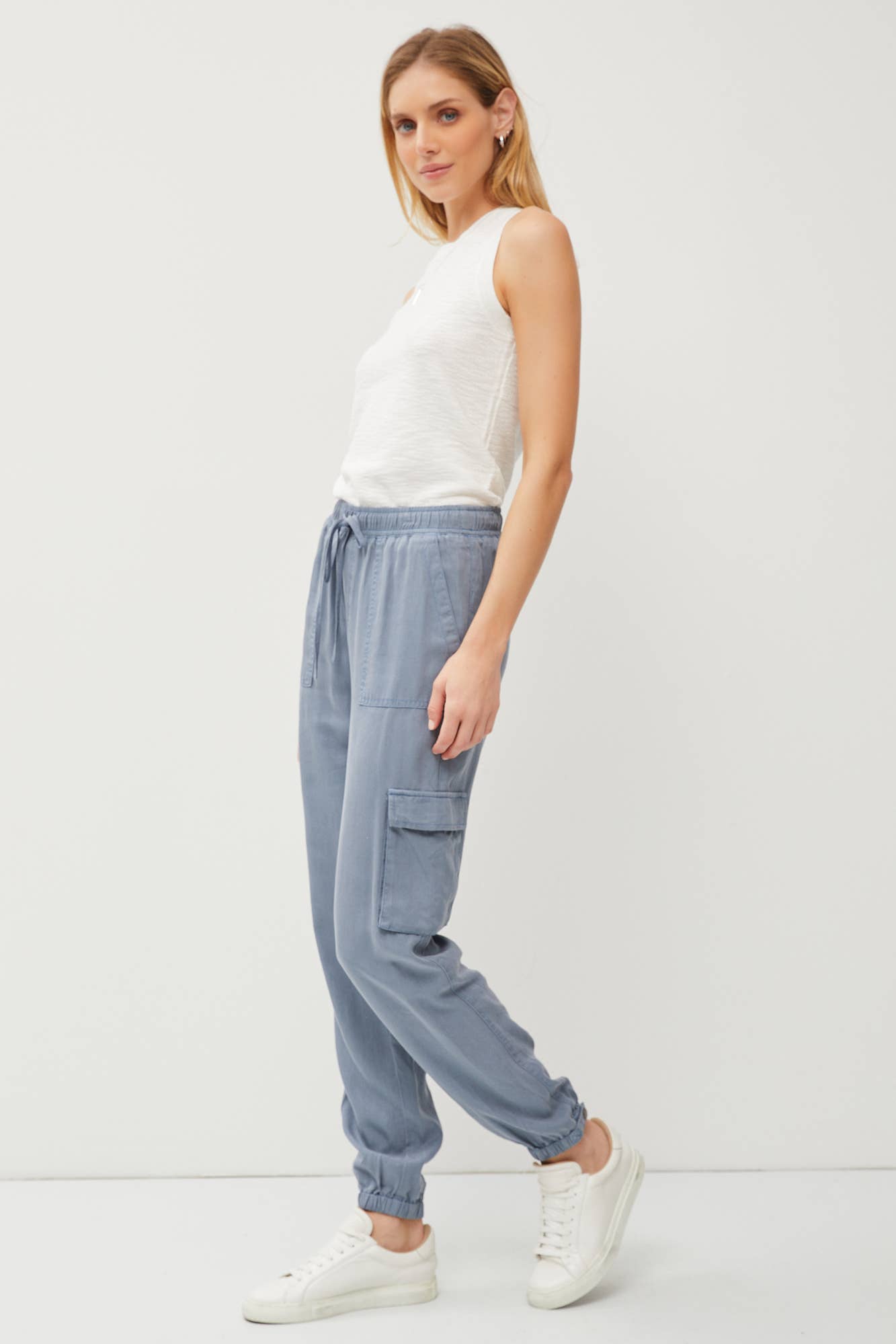 Cargo Tencel Joggers: CHARCOAL