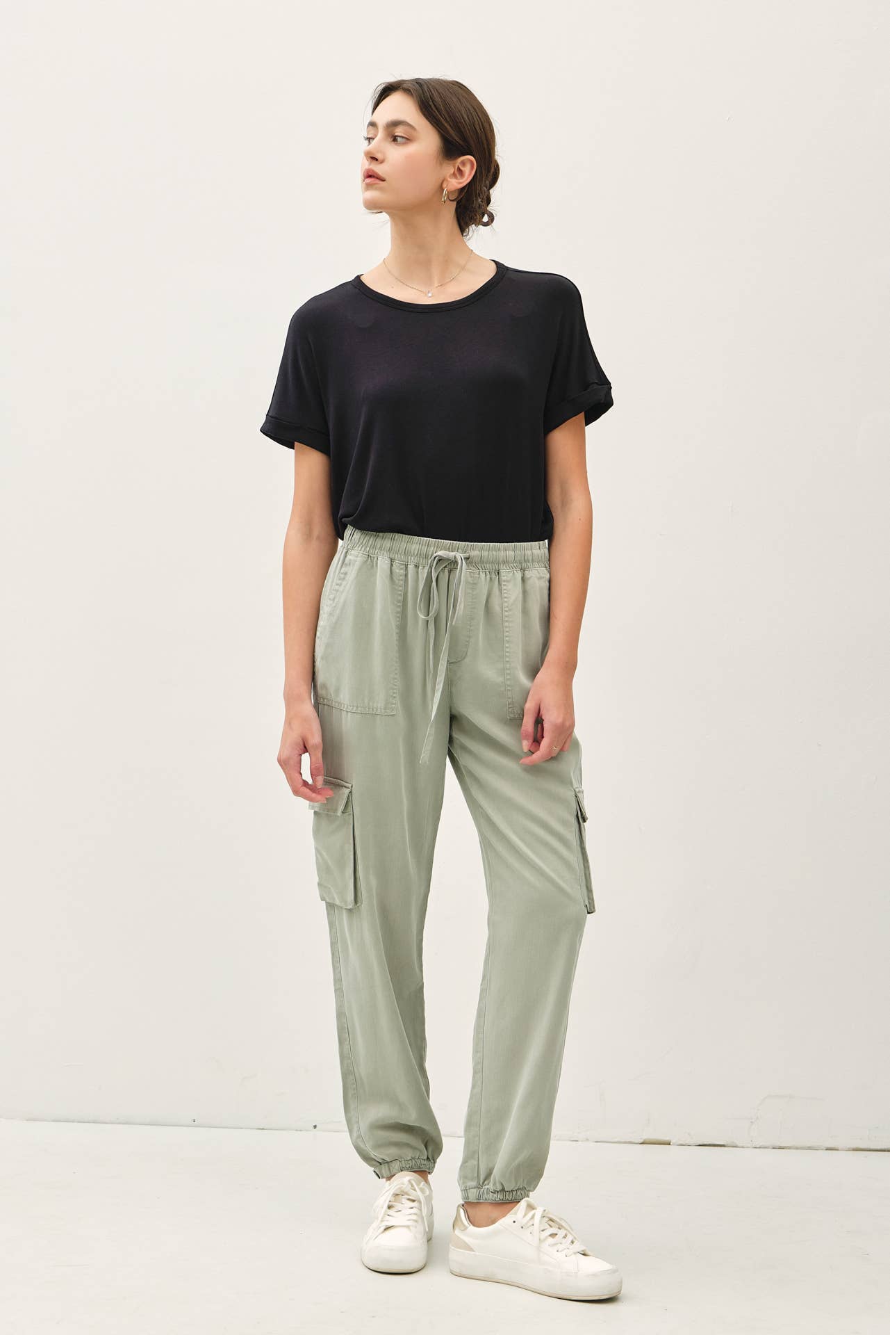 Cargo Tencel Joggers: CHARCOAL