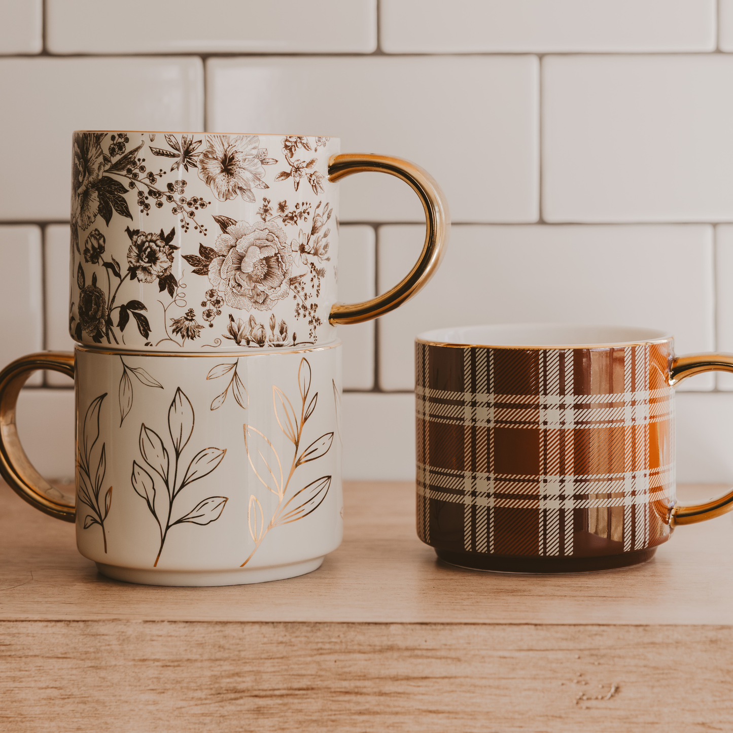 Gold Leaves Gold Handle Mug