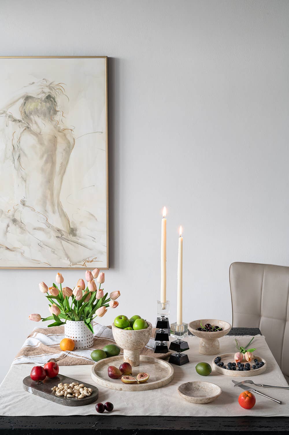 Marble Elegance Pedestal Bowl: 7x7x4"