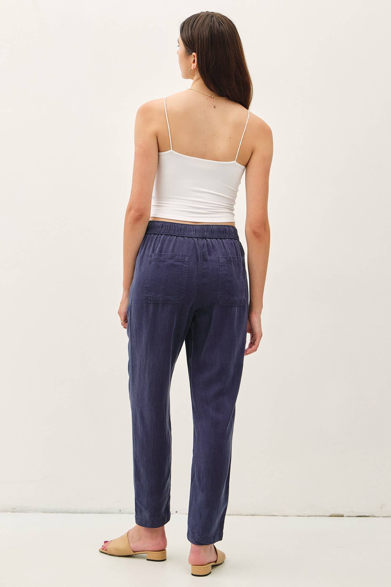 Tencel Taperd Pants: VINTAGE BLACK