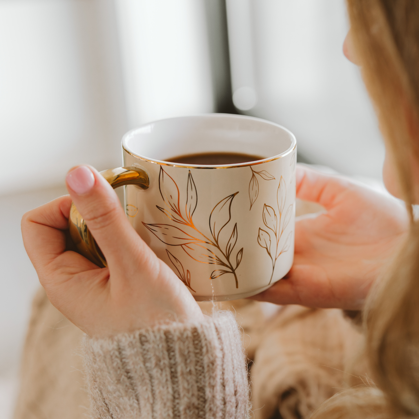 Gold Leaves Gold Handle Mug