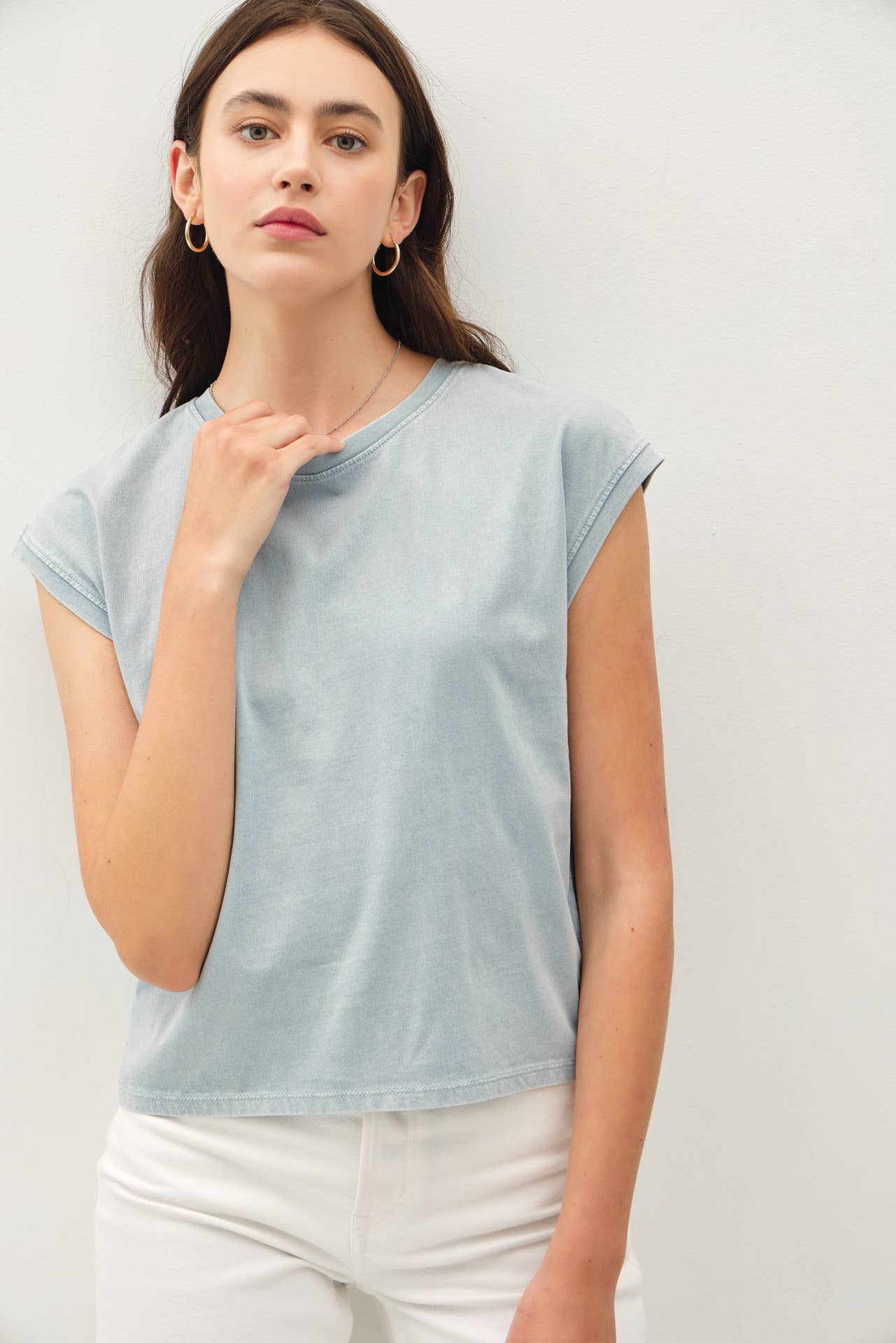 Basic Acid Washed Capped Sleeve Tee: GREY
