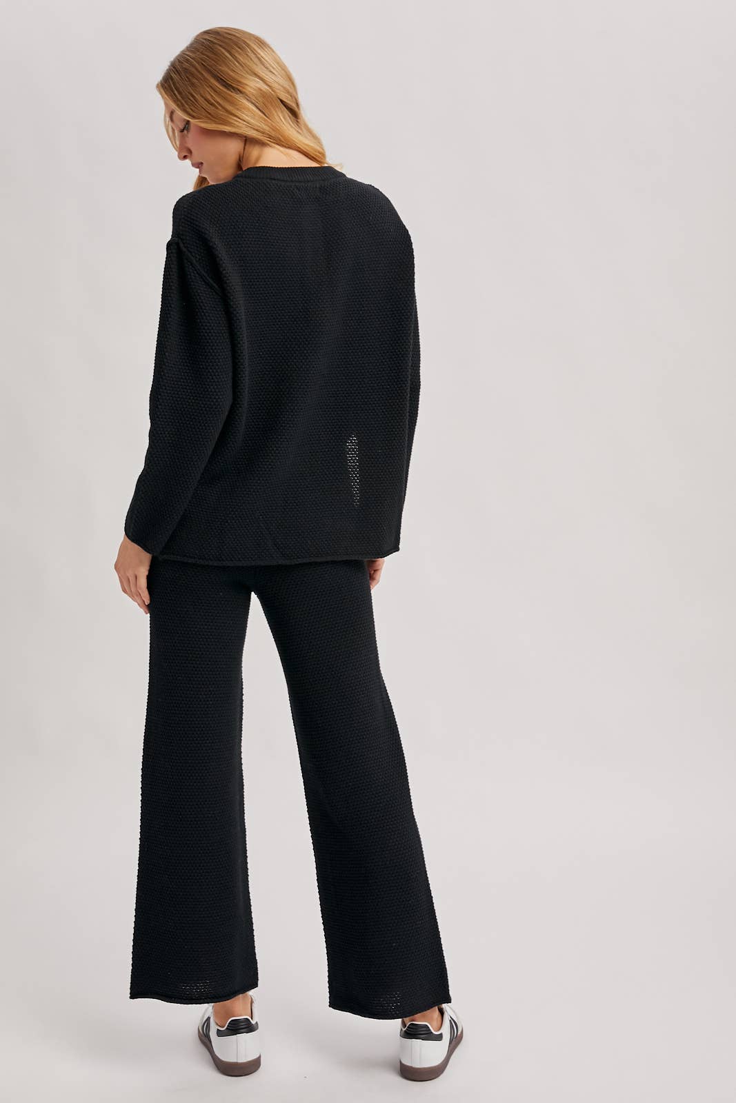 Textured Knit Top & Pants Set: BLACK