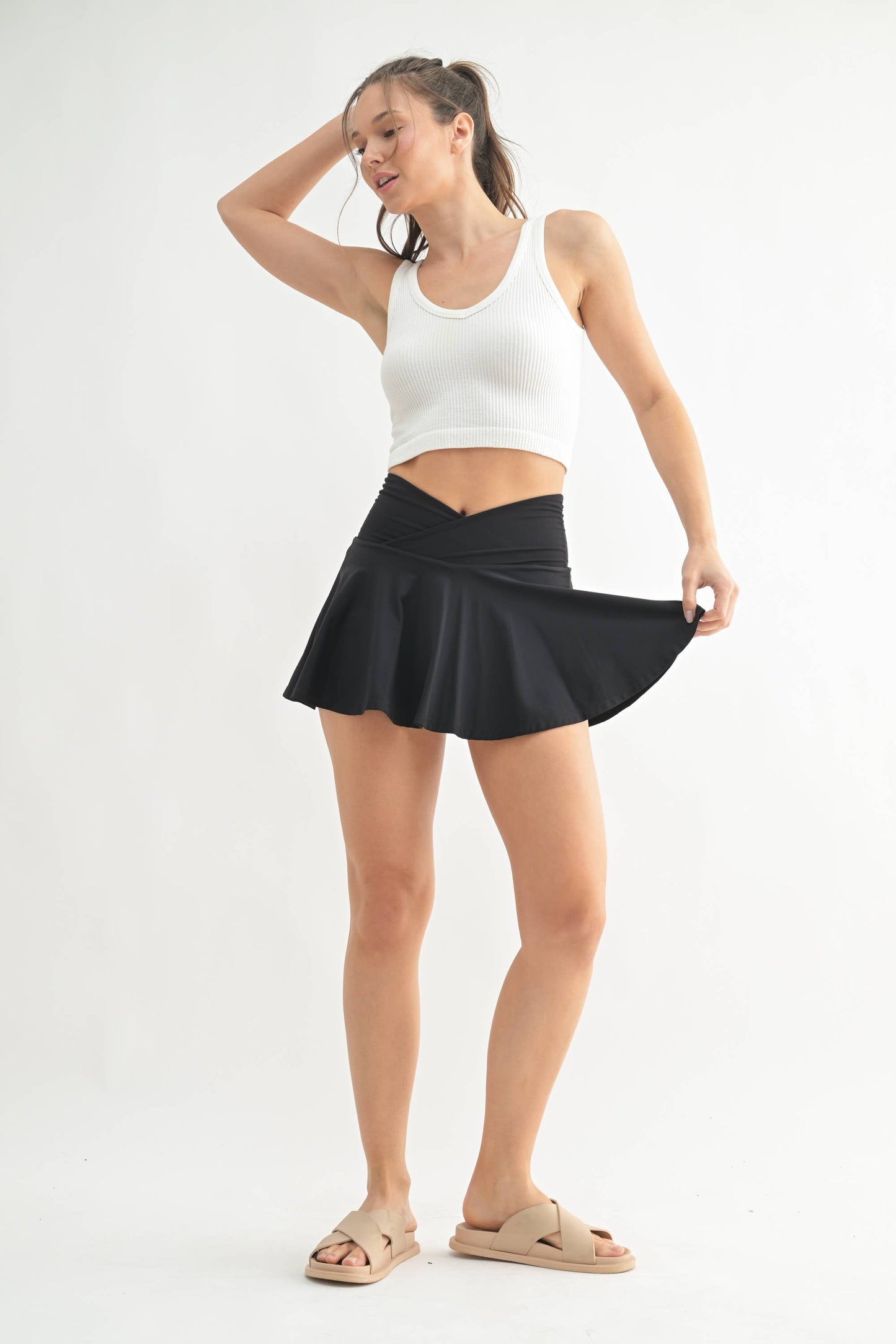 Green Crossover Waist Circle Skort: BLACK