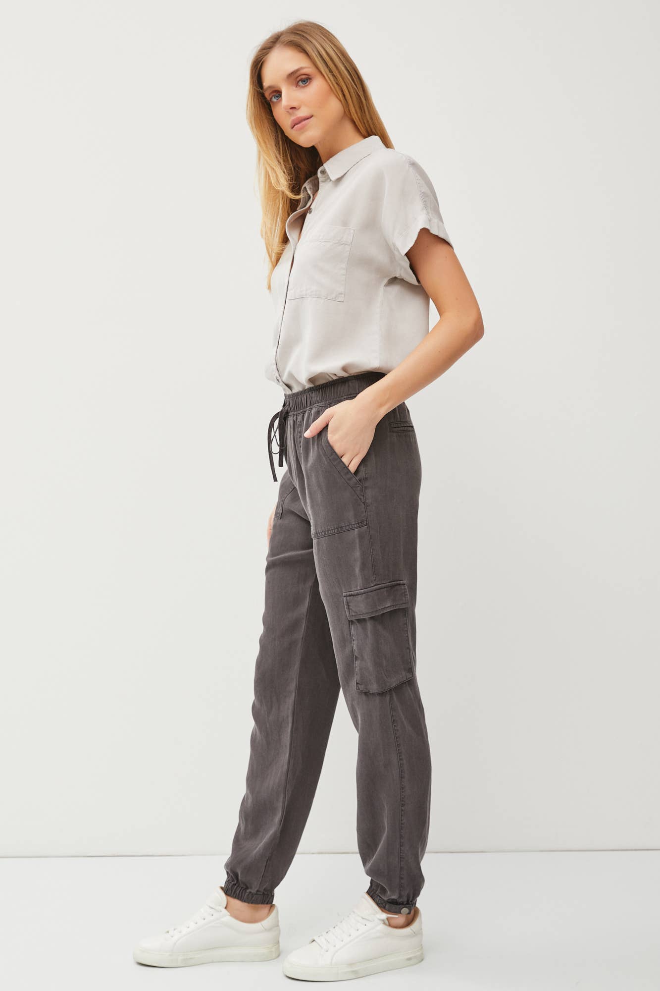 Cargo Tencel Joggers: CHARCOAL