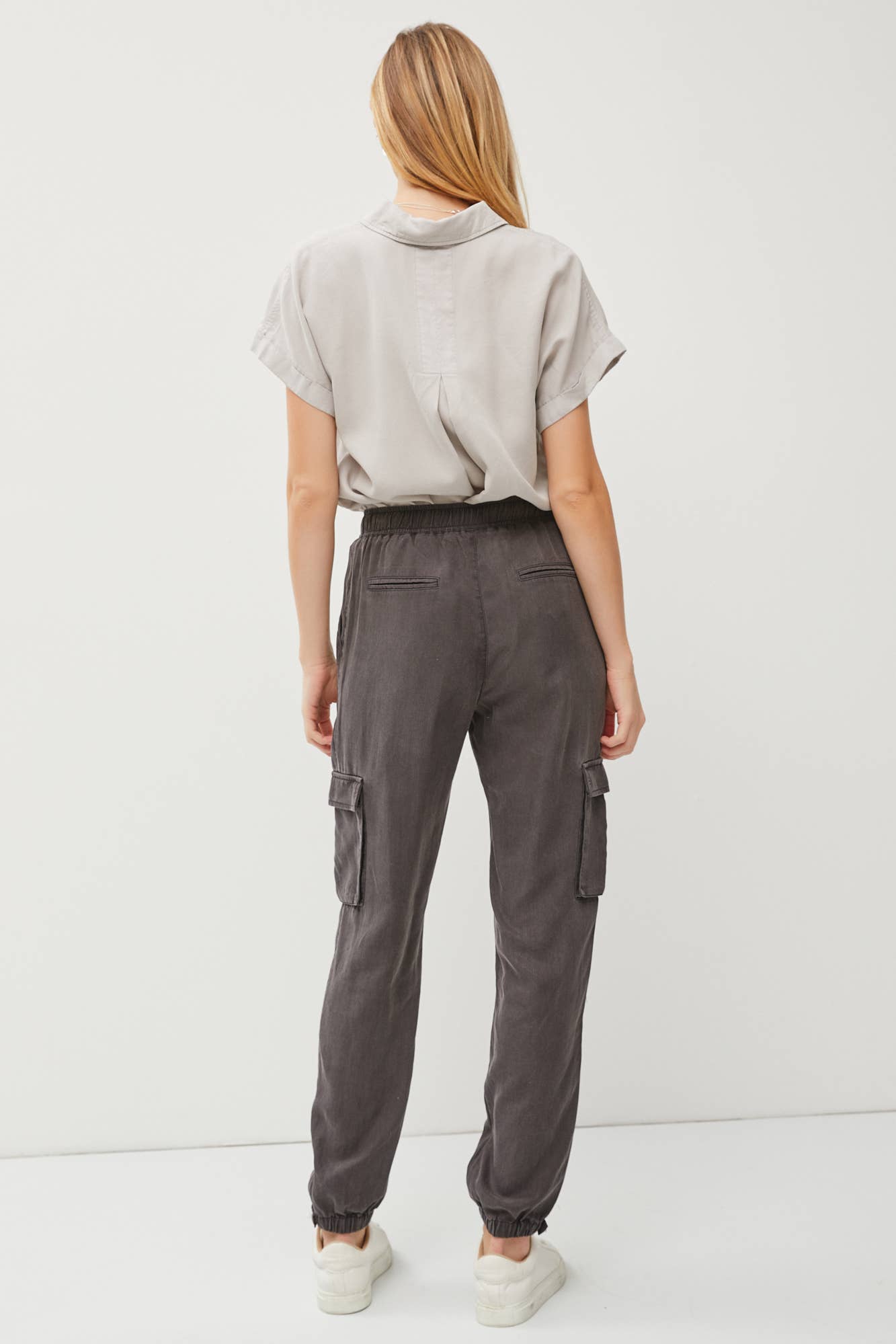 Cargo Tencel Joggers: CHARCOAL