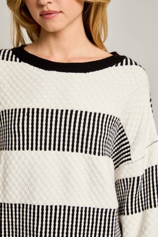 Long Sleeve Crew Neck Striped Pattern Sweater: Black-white Stripe