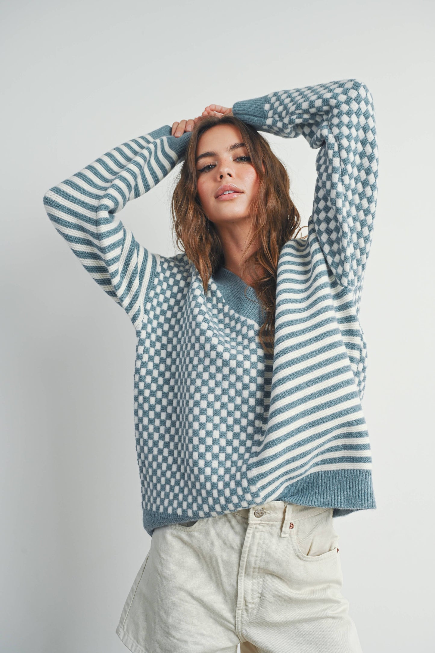 Frenchy Checker Pattern Drop Shoulder Sweater: IVORY / BLUE