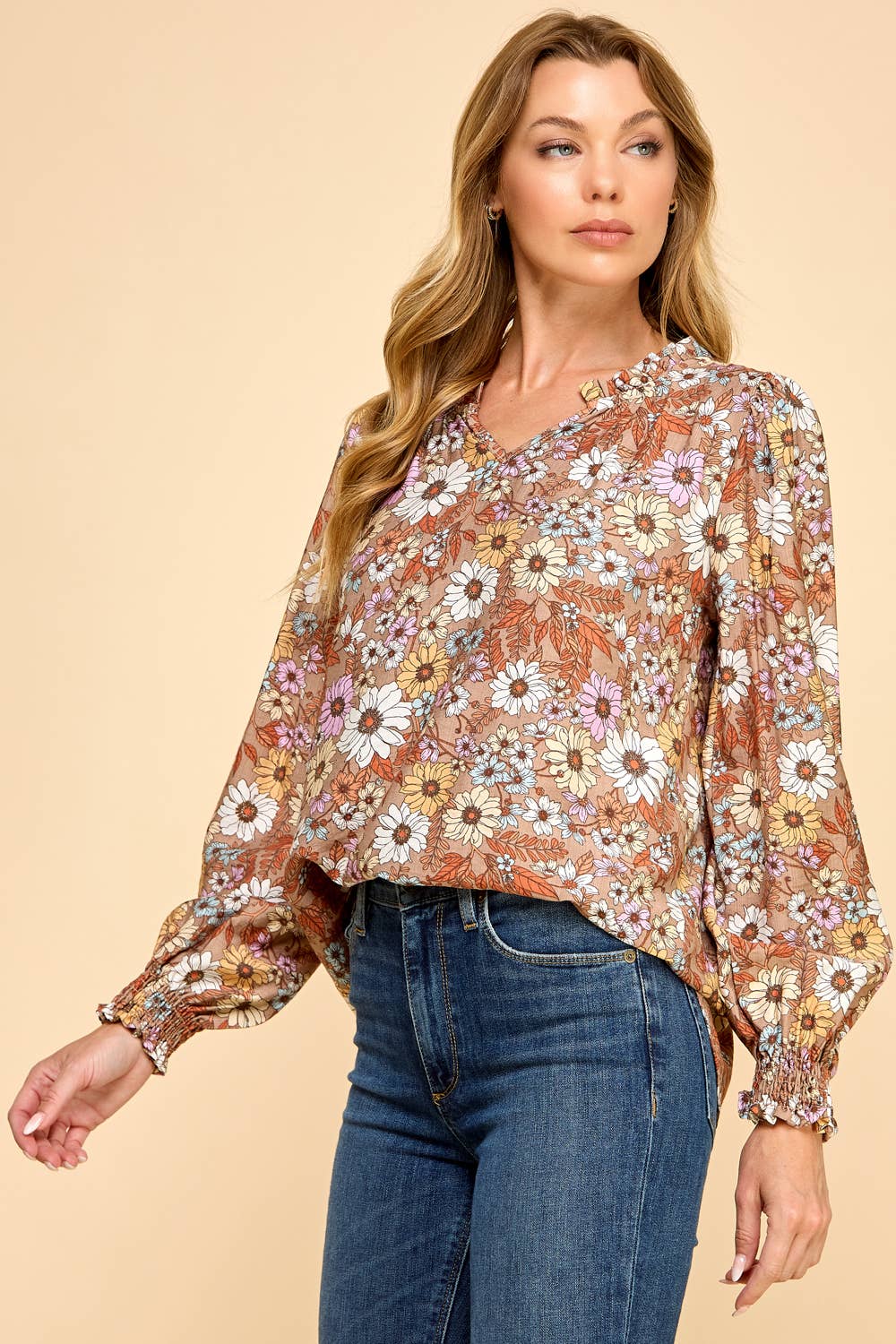 Les Amis - Floral Print Long Sleeve Blouse with Ruffled Neck: Mocha / L