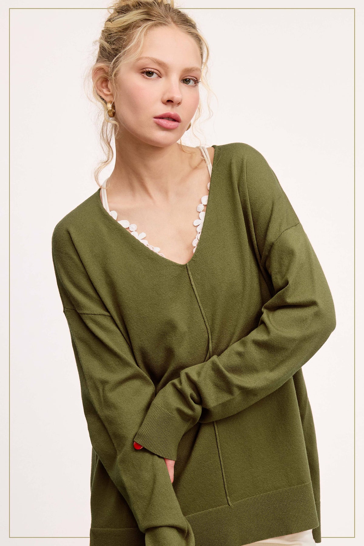 La Miel - JBS3122-V-neck Long Sleeve Lightweight Knit Top Christmas: Apple Green / L