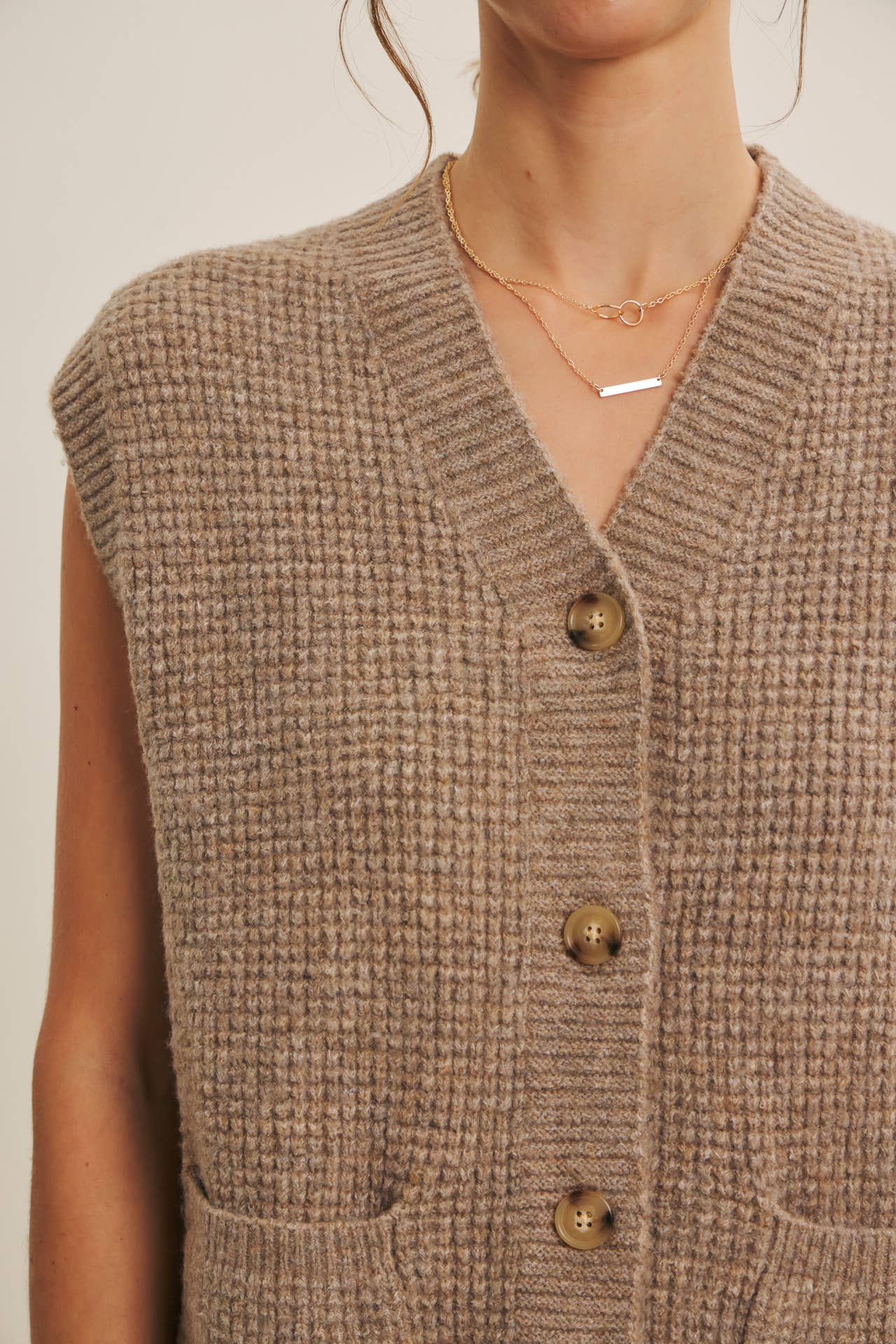 Textured Thermal Cozy Sweater Vest: HT. GREY