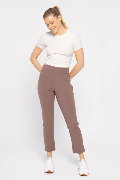 Jacquard Ribbed Tapered Pant: DEEP TAUPE