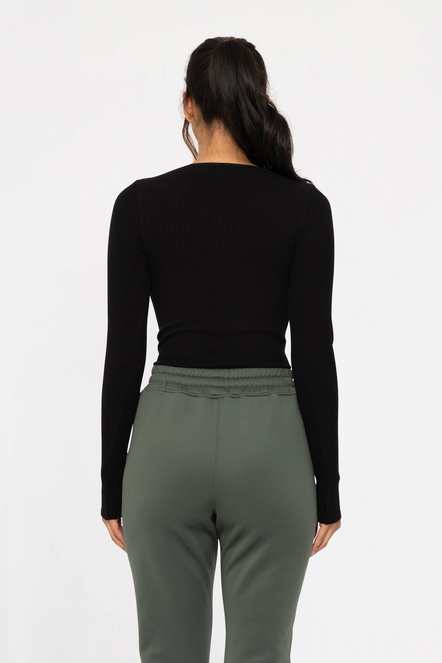 Seamless Ribbed Long Sleeve Top: BLACK