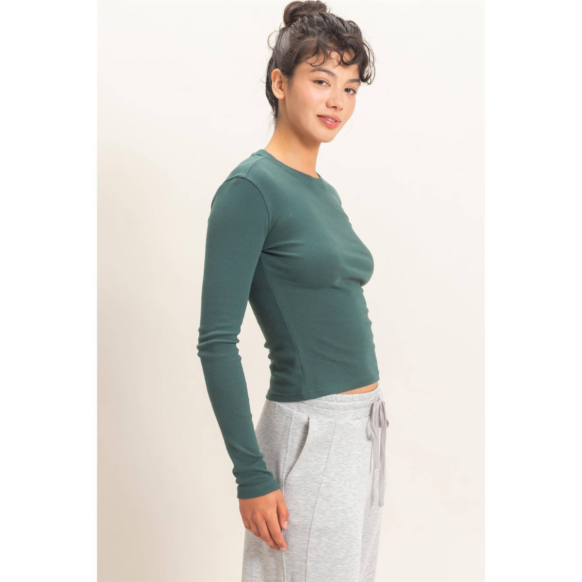 HYFVE - Crew Neck Long Sleeve Top: DARK BROWN / S-M-L(2-2-2)