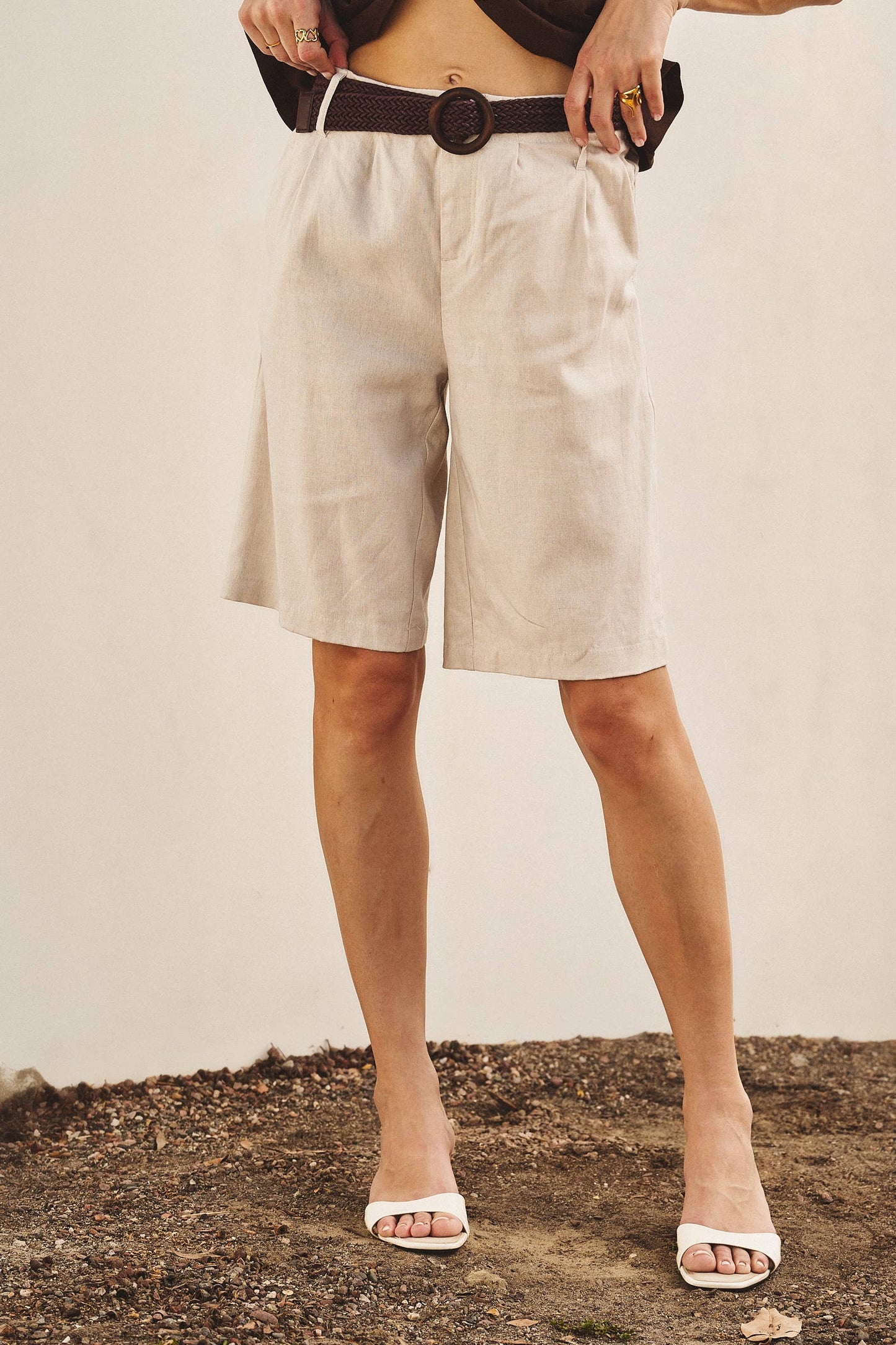 Linen Blend Belted Bermuda Shorts: WHITE