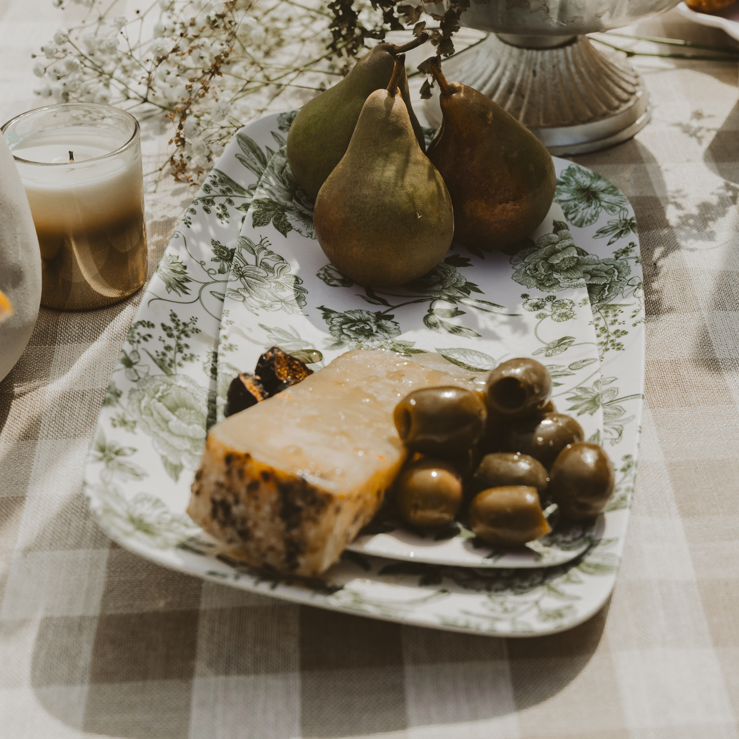 Sweet Water Decor - Green Delft Stacking Melamine Tray - Set of 2