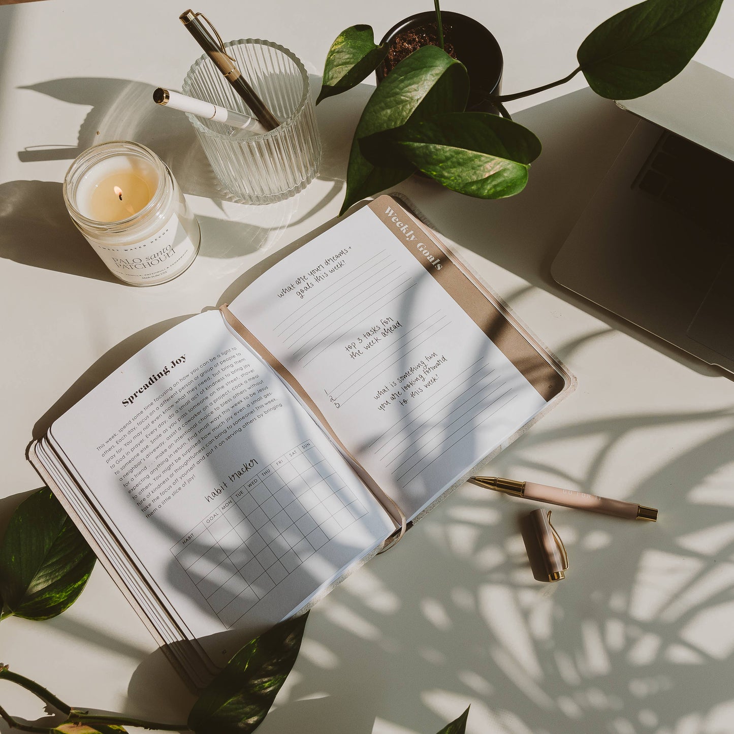 Journal: Inspirational Productivity Journal