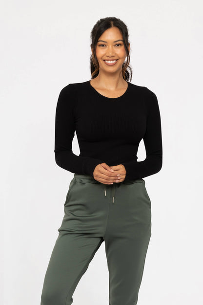 Seamless Ribbed Long Sleeve Top: BLACK