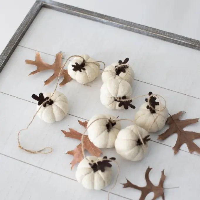 Felt Pumpkin Garland- 60"