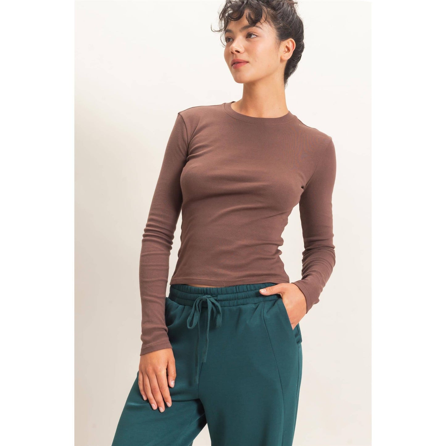 HYFVE - Crew Neck Long Sleeve Top: DARK BROWN / S-M-L(2-2-2)