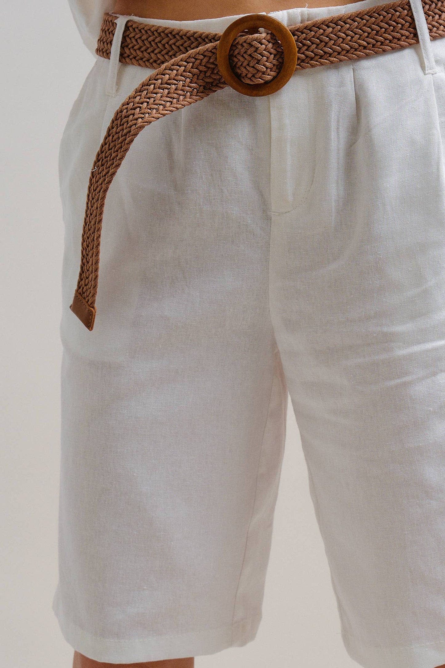 Linen Blend Belted Bermuda Shorts: WHITE