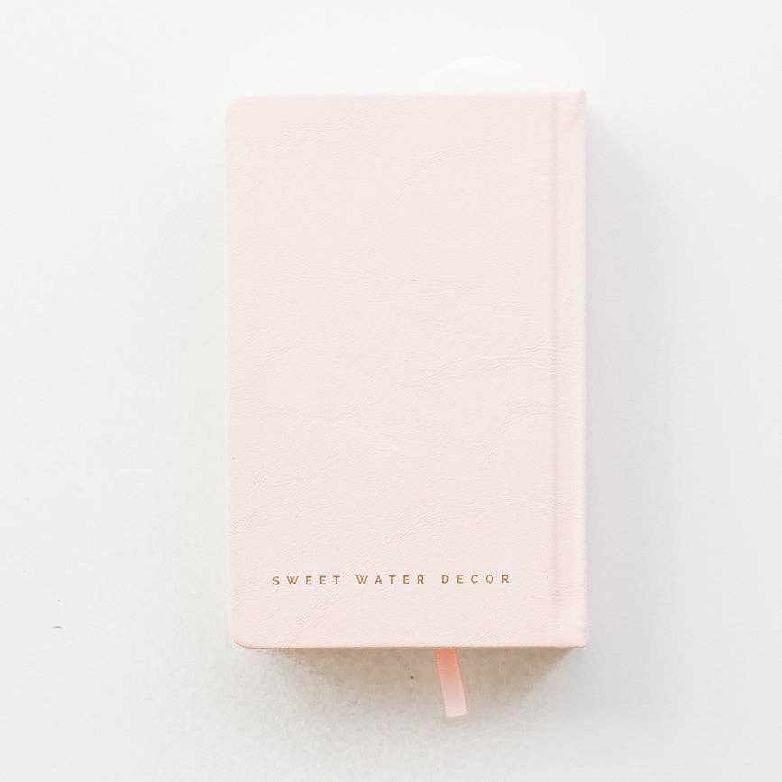 Journal: MOM'S ONE LINE A DAY Leather Journal