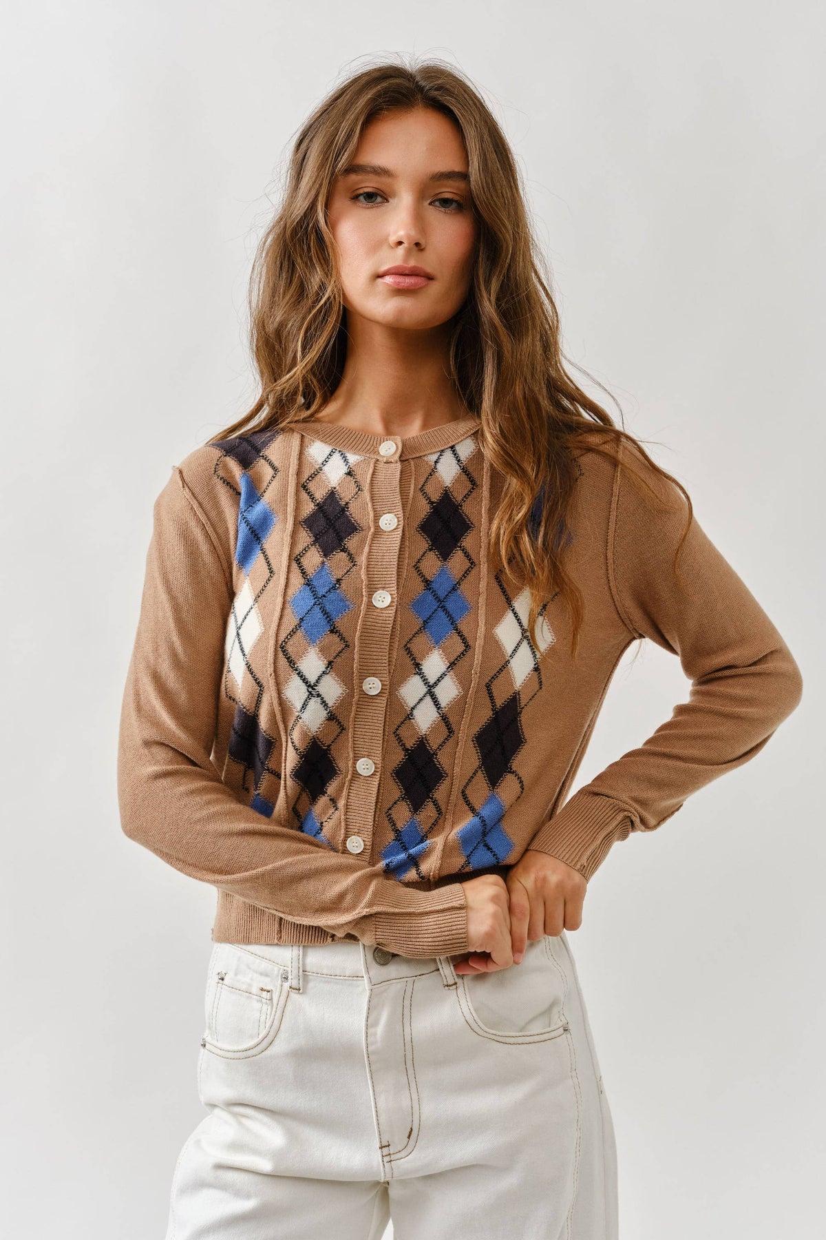 Aaron & Amber - AJT5092 RELAXED FIT ARGYLE SWEATER CARDIGAN: TAUPE / M