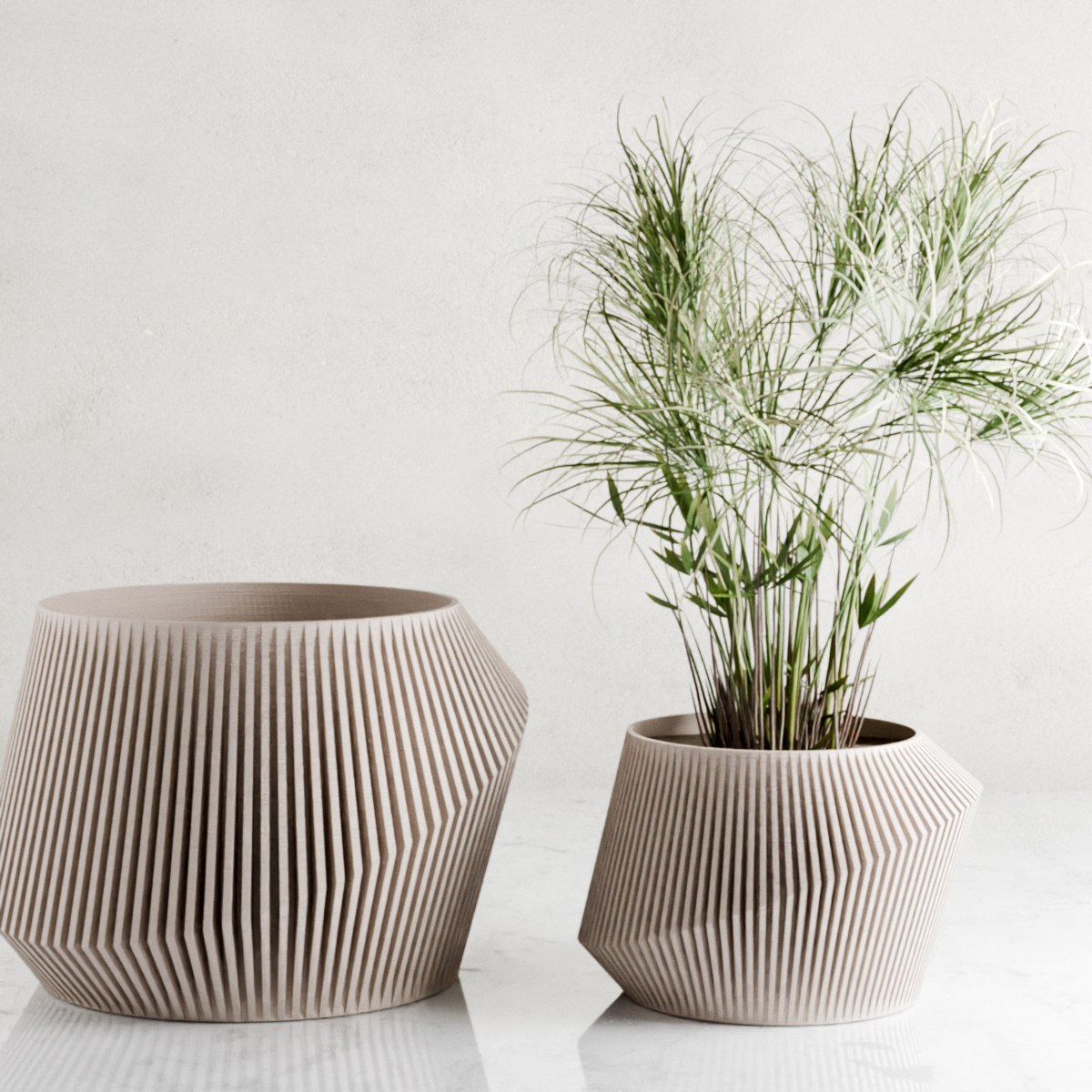Modern Indoor Planter | Midnight Black / 6 Inches