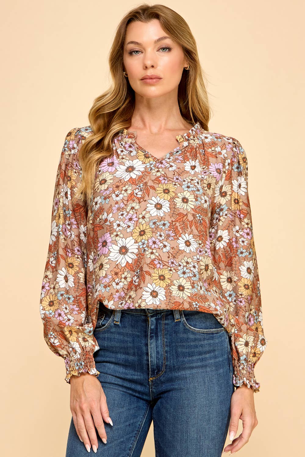 Les Amis - Floral Print Long Sleeve Blouse with Ruffled Neck: Mocha / M