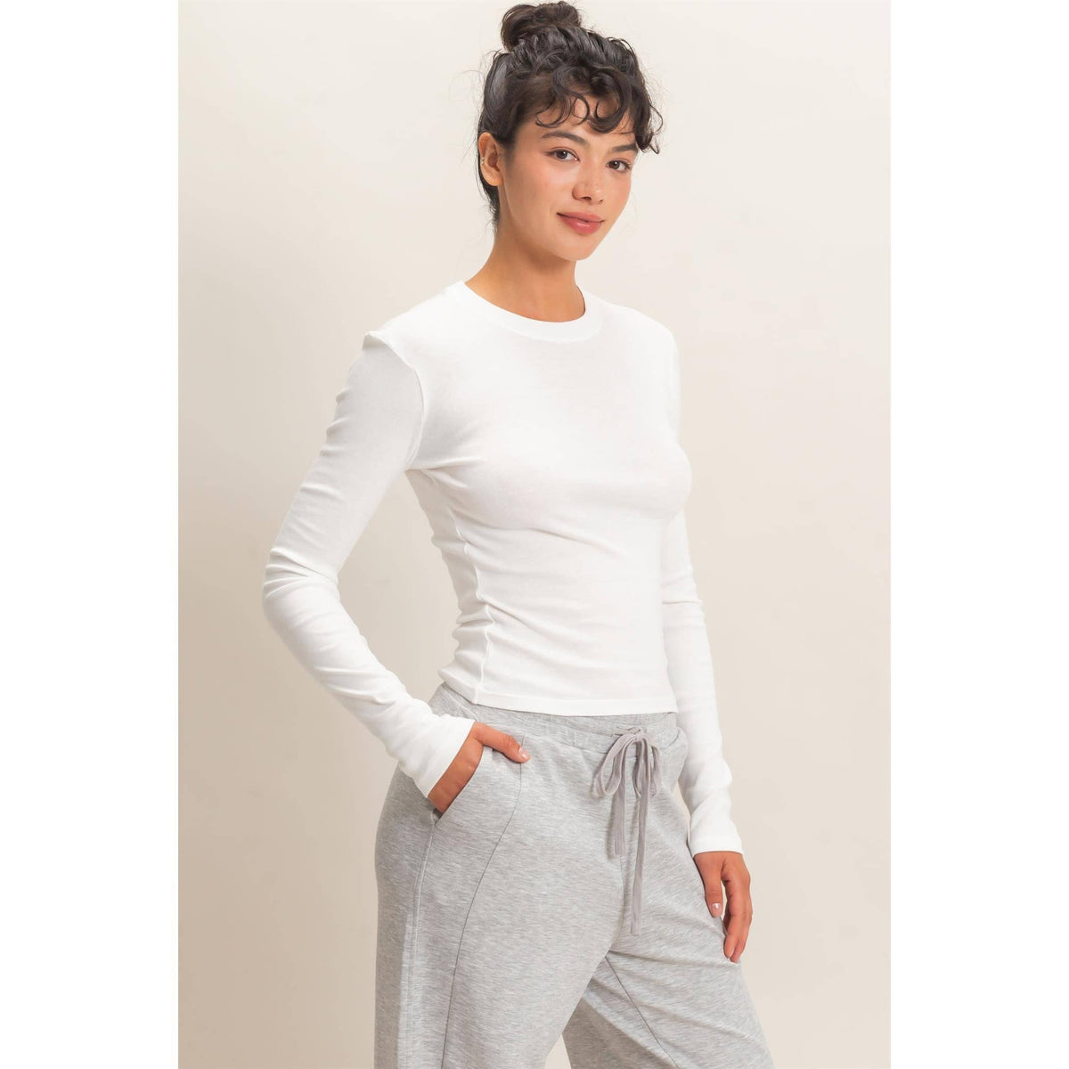 HYFVE - Crew Neck Long Sleeve Top: DARK BROWN / S-M-L(2-2-2)