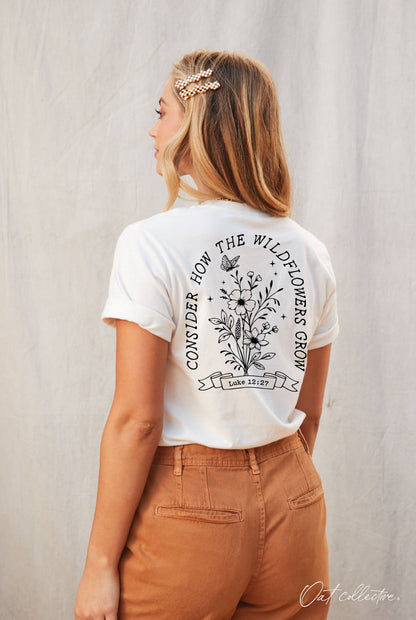 WILDFLOWERS GROW Graphic T-shirt: Vintage White