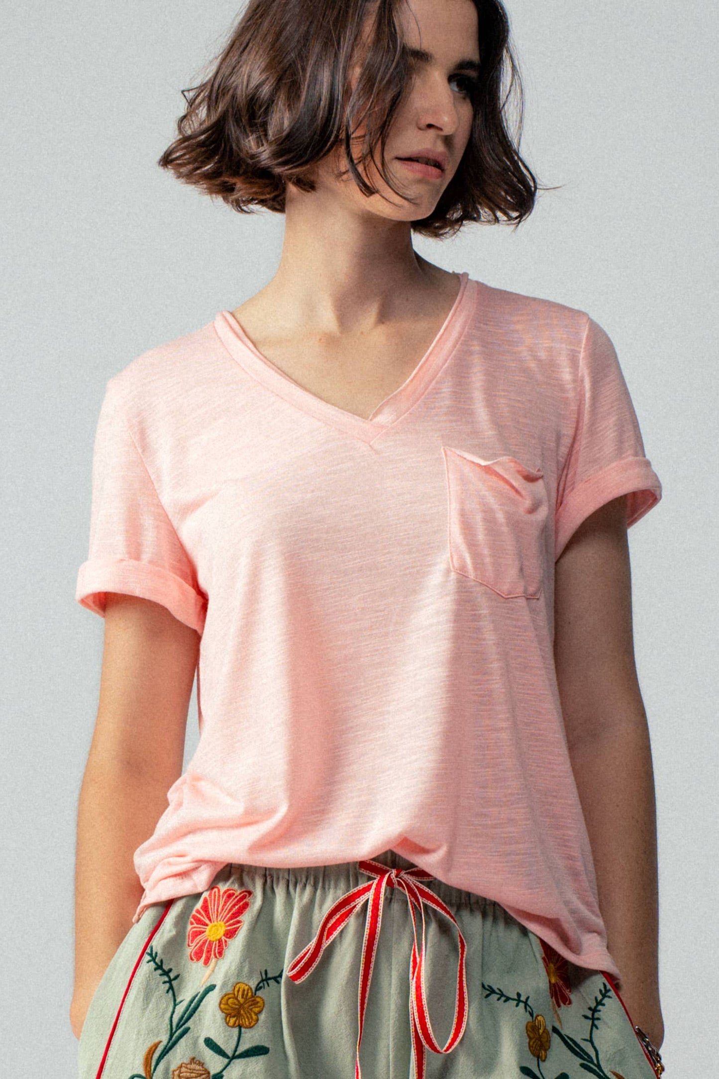 Urban Daizy - Rolled Sleeve V-Neck Pocket Tee: IVORY / S-2/M-2/L-2