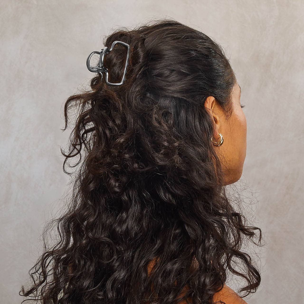 Metal Medium Open Shape Puffy Claw Clip - HEMATITE