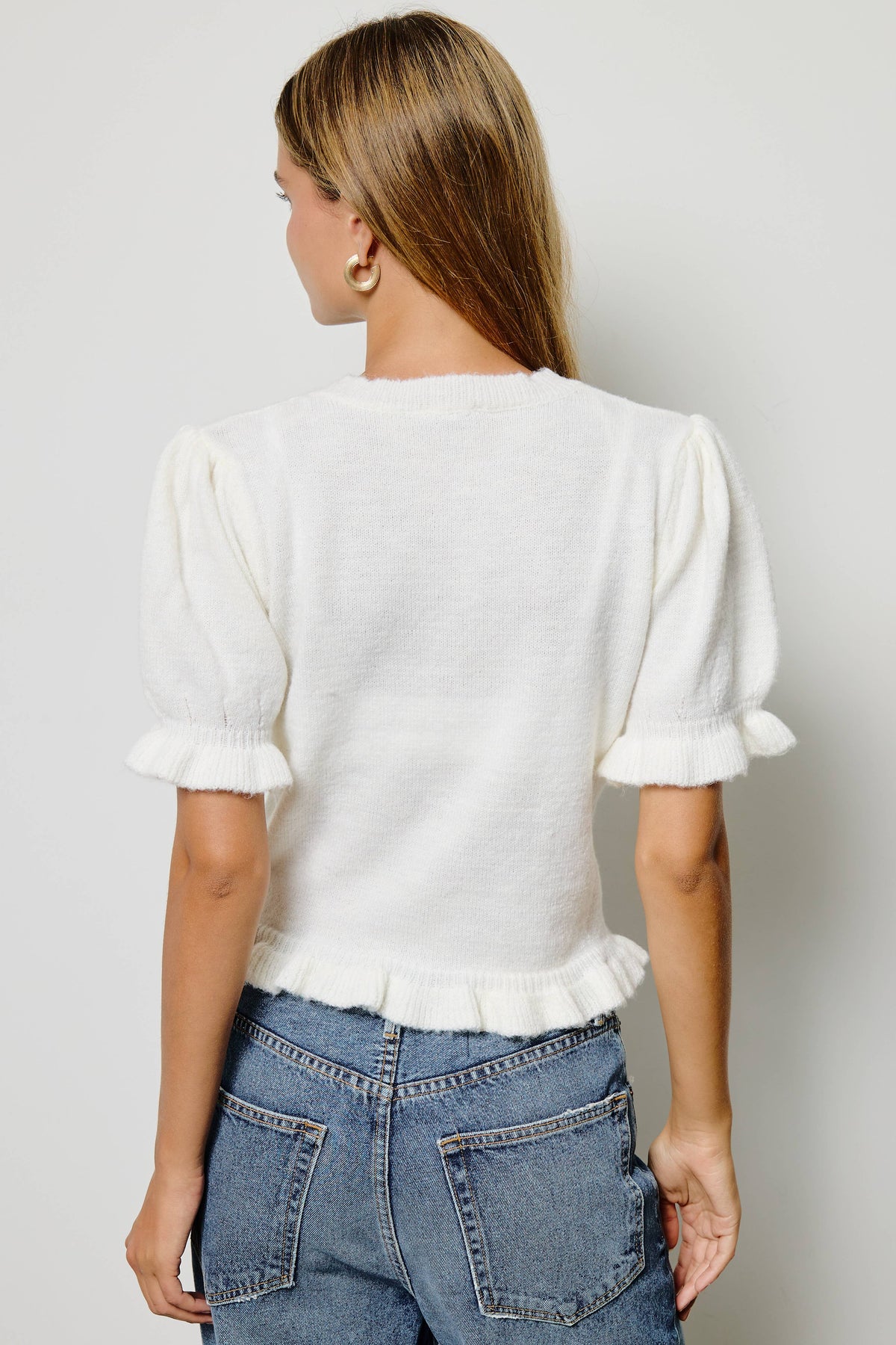 Mimosa - Puff Sleeve Ruffle Hem Knit Cardigan: Ivory / M