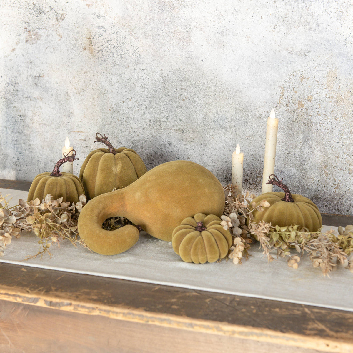 Ragon House - 3" GREEN FLOCKED PUMPKIN