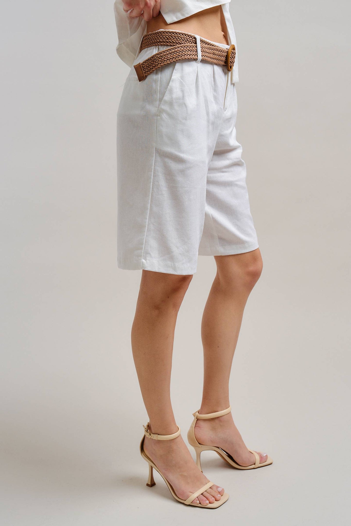 Linen Blend Belted Bermuda Shorts: WHITE