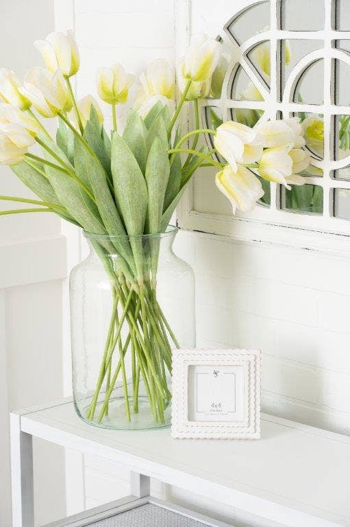 Wood Frame Photo Frame Scallop (4x4): WHITE