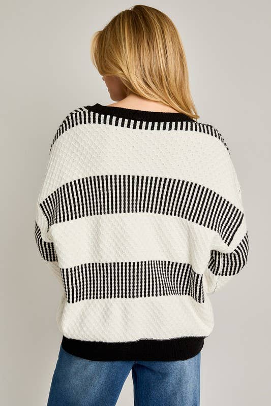 Long Sleeve Crew Neck Striped Pattern Sweater: Black-white Stripe