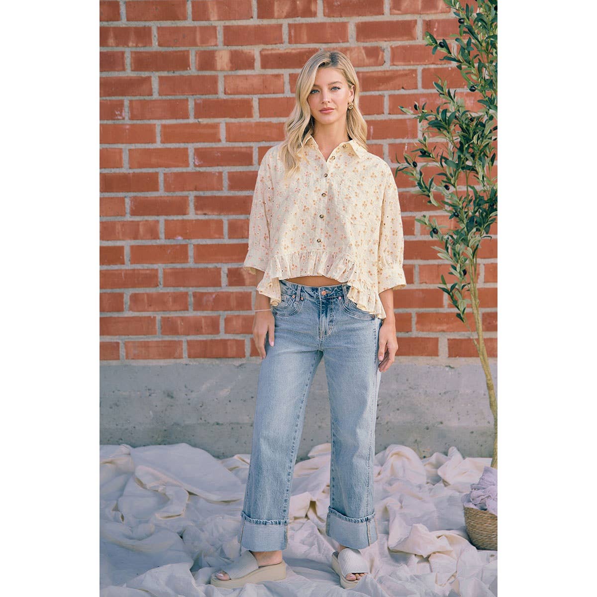 BiBi - VINTAGE WASHED STRAIGHT JEANS WITH SIDE STITCH DETAIL: WASHED DENIM / L