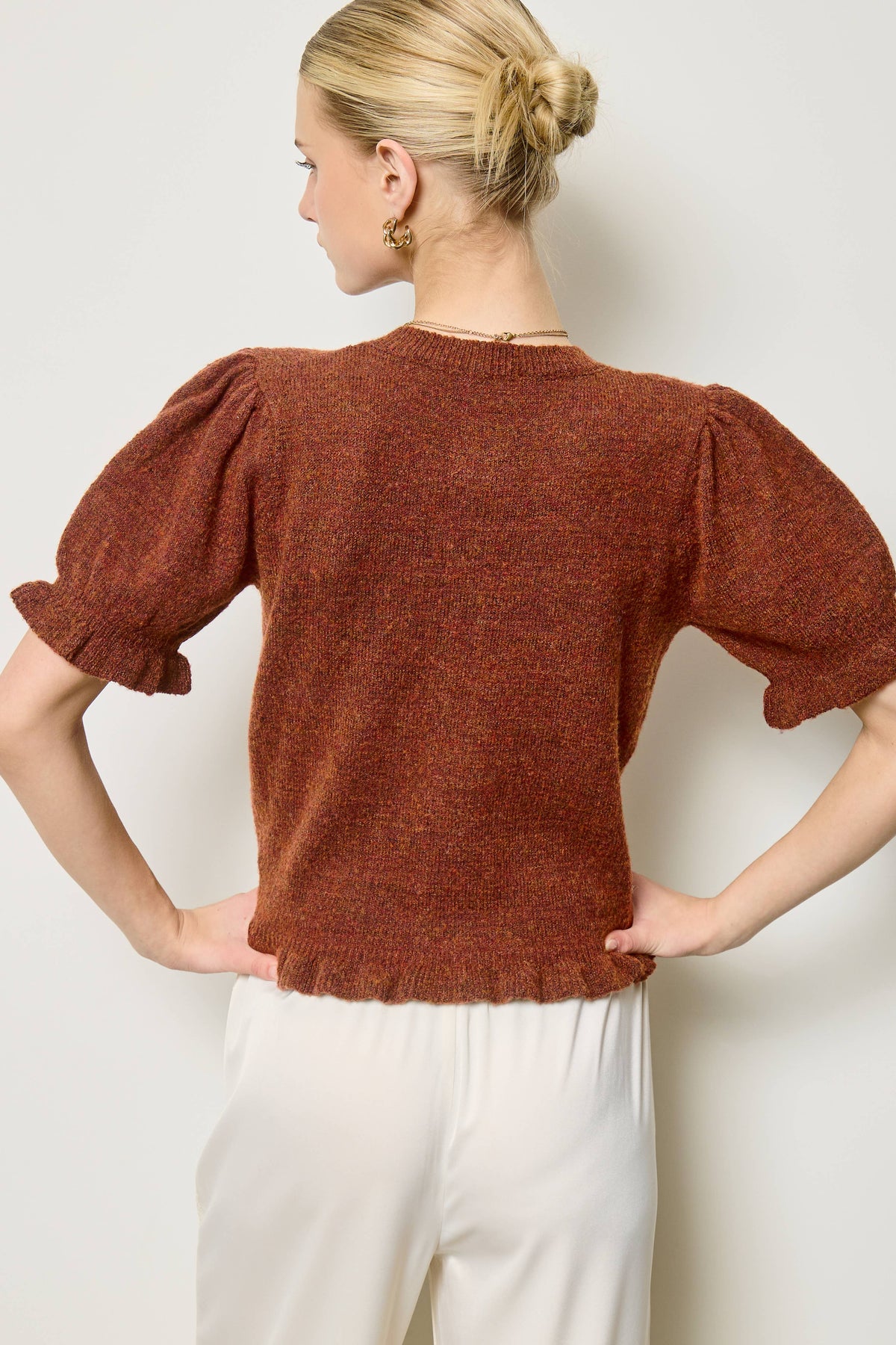 Mimosa - Puff Sleeve Ruffle Hem Knit Cardigan: Ivory / M